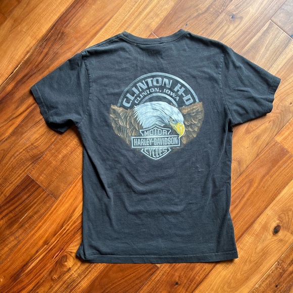 Harley Davidson T-shirt - Picture 2 of 3